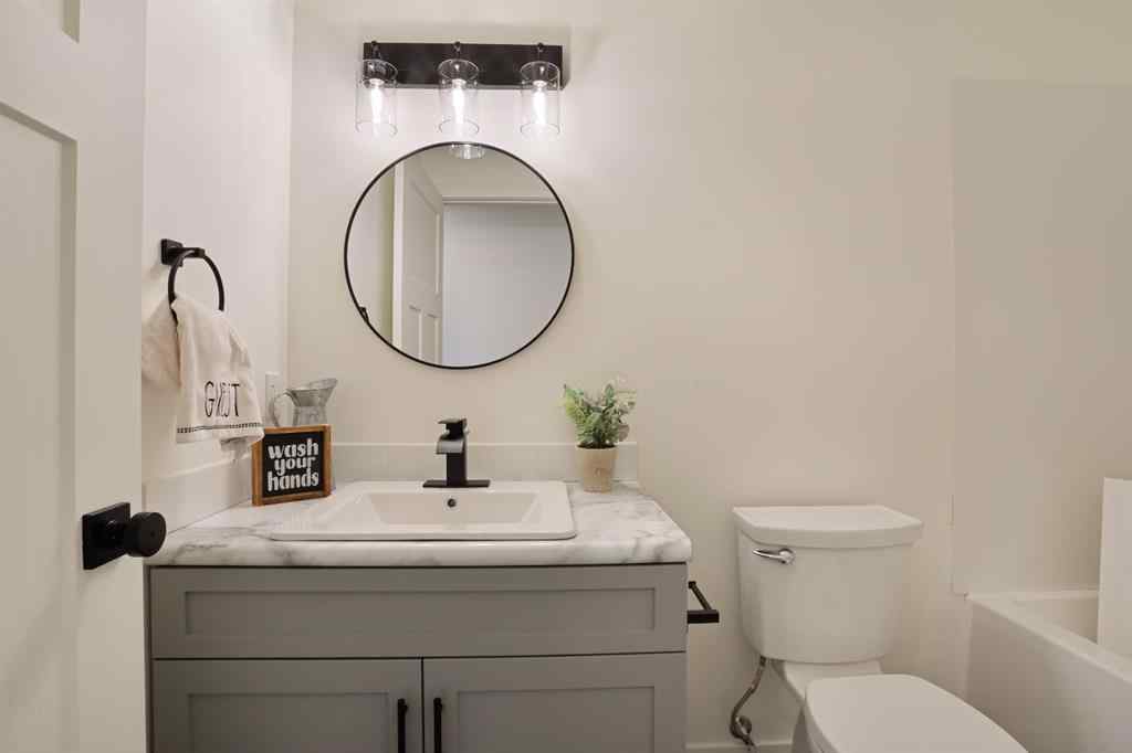 MLS&reg; # A2266150 - 323 20 Street E in Meadowbrook Brooks, Residential Open Houses