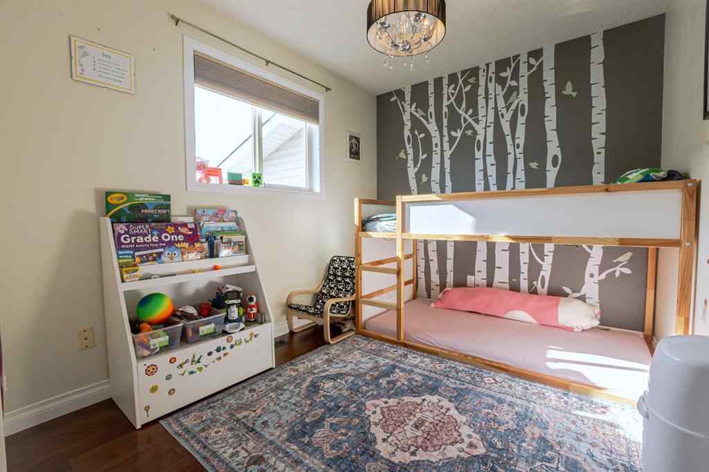 MLS® A2266152 - 8825 104 Avenue  in Ivy Lake Estates Grande Prairie, Residential