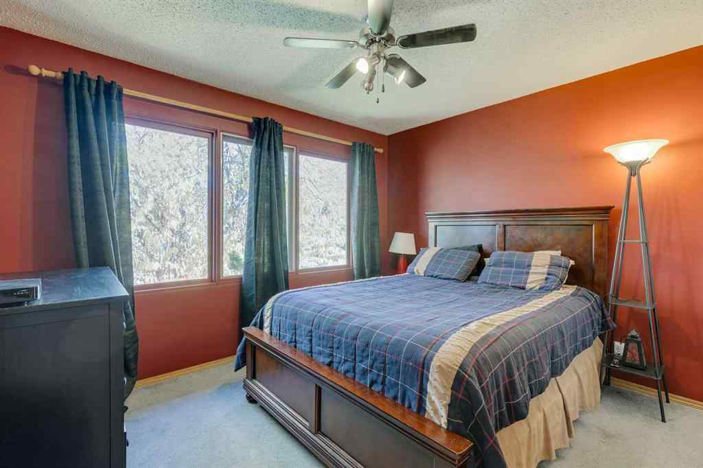 MLS® A2266156 - 150 Midcrest Crescent SE in Midnapore Calgary, Residential