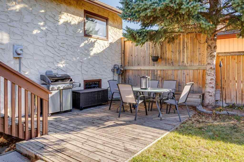 MLS® A2266156 - 150 Midcrest Crescent SE in Midnapore Calgary, Residential