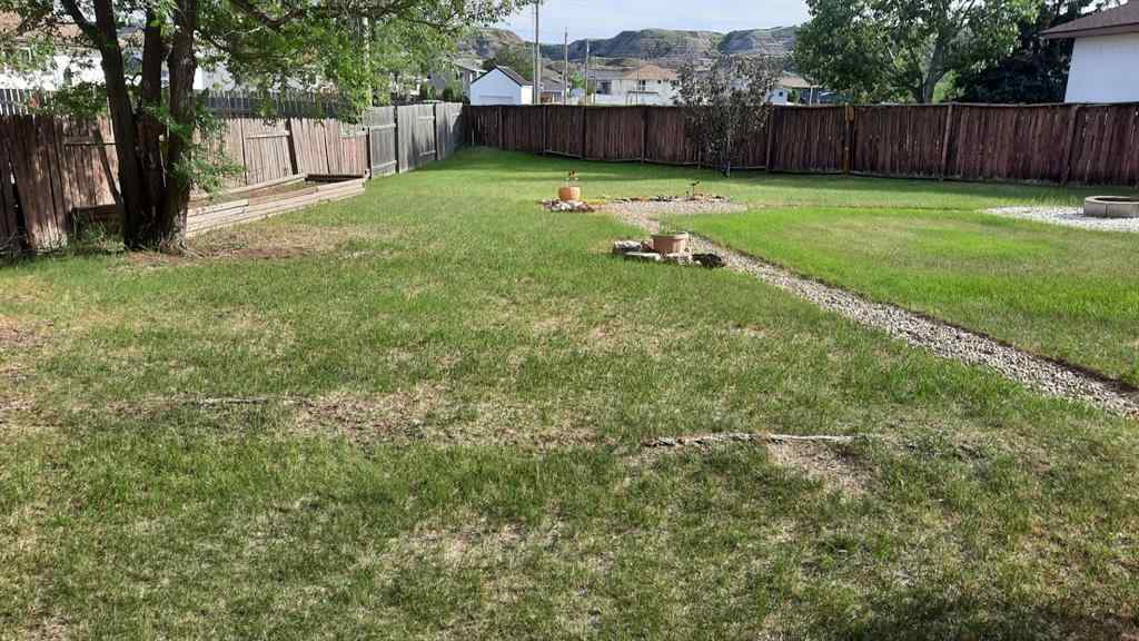 MLS&reg; # A2266157 - 706 Bankview Close  in Bankview Drumheller, Residential Open Houses