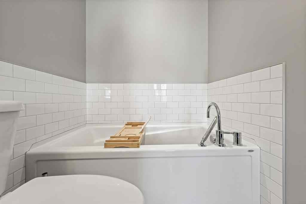 MLS® A2266159 - 75 Masters Crescent SE in Mahogany Calgary, Residential