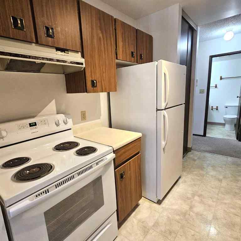 MLS® A2266161 - Unit #102 1221B Westhaven Drive   in Edson Edson, Residential