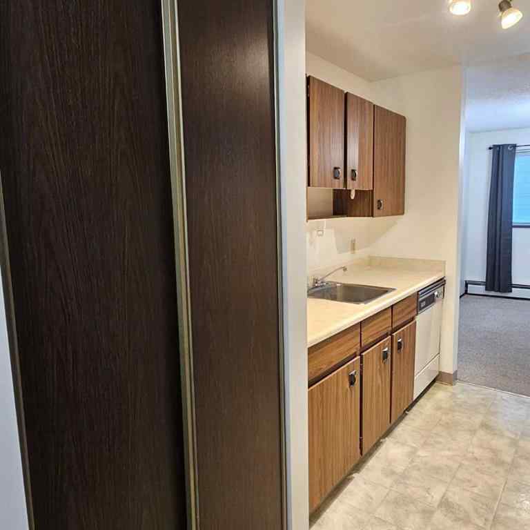 MLS® A2266161 - Unit #102 1221B Westhaven Drive   in Edson Edson, Residential