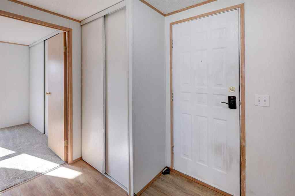 MLS® A2266163 - 818 Briarwood Road  in Brentwood_Strathmore Strathmore, Residential