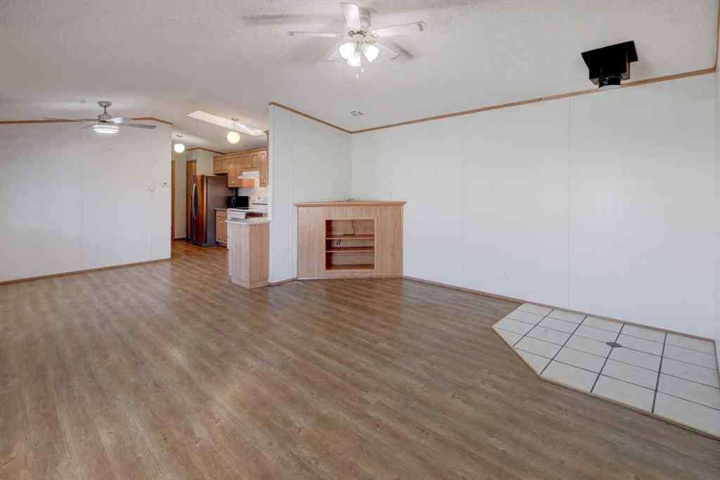 MLS® A2266163 - 818 Briarwood Road  in Brentwood_Strathmore Strathmore, Residential