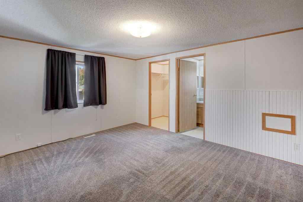 MLS® A2266163 - 818 Briarwood Road  in Brentwood_Strathmore Strathmore, Residential