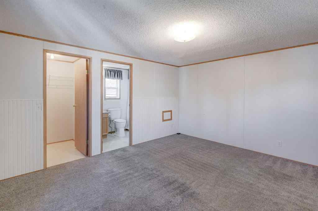 MLS® A2266163 - 818 Briarwood Road  in Brentwood_Strathmore Strathmore, Residential