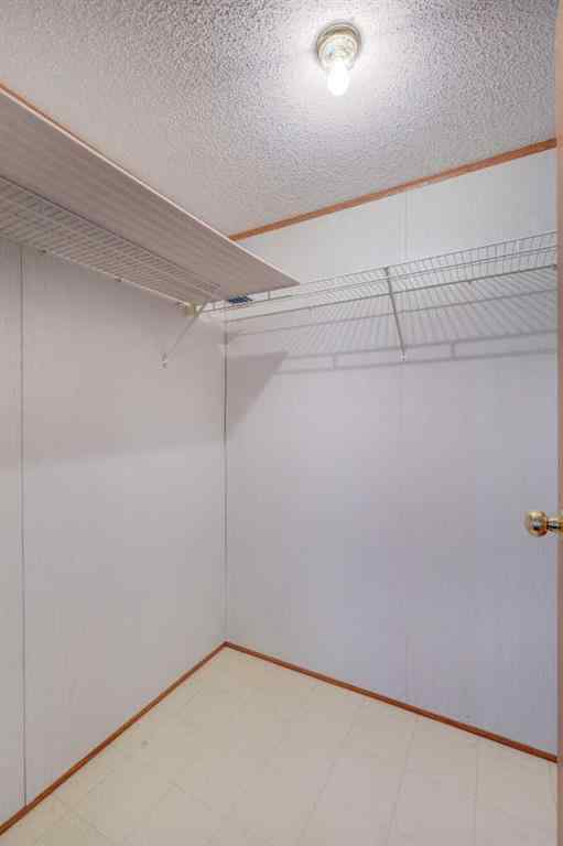 MLS® A2266163 - 818 Briarwood Road  in Brentwood_Strathmore Strathmore, Residential