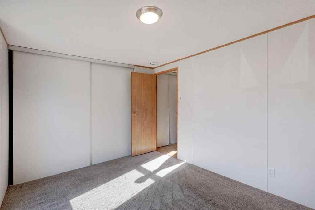 MLS® A2266163 - 818 Briarwood Road  in Brentwood_Strathmore Strathmore, Residential