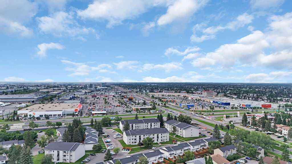 MLS® A2266165 - 10 Radcliffe Crescent SE in Albert Park/Radisson Heights Calgary, Residential