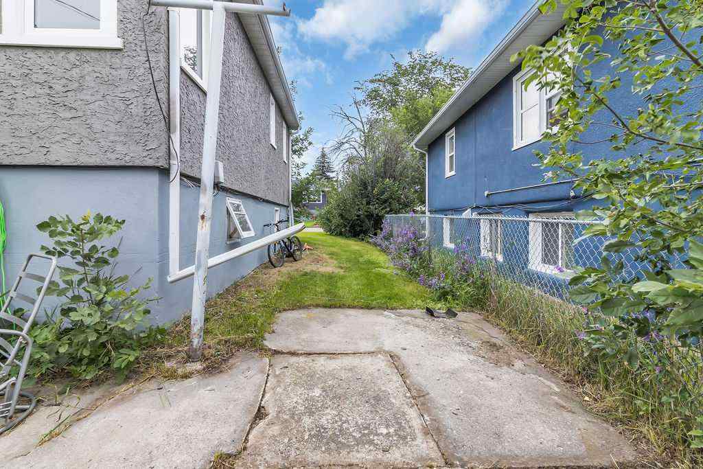 MLS® A2266167 - 1212 Bantry Street NE in Renfrew Calgary, Residential