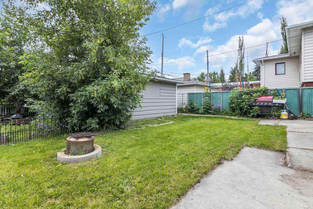 MLS® A2266167 - 1212 Bantry Street NE in Renfrew Calgary, Residential