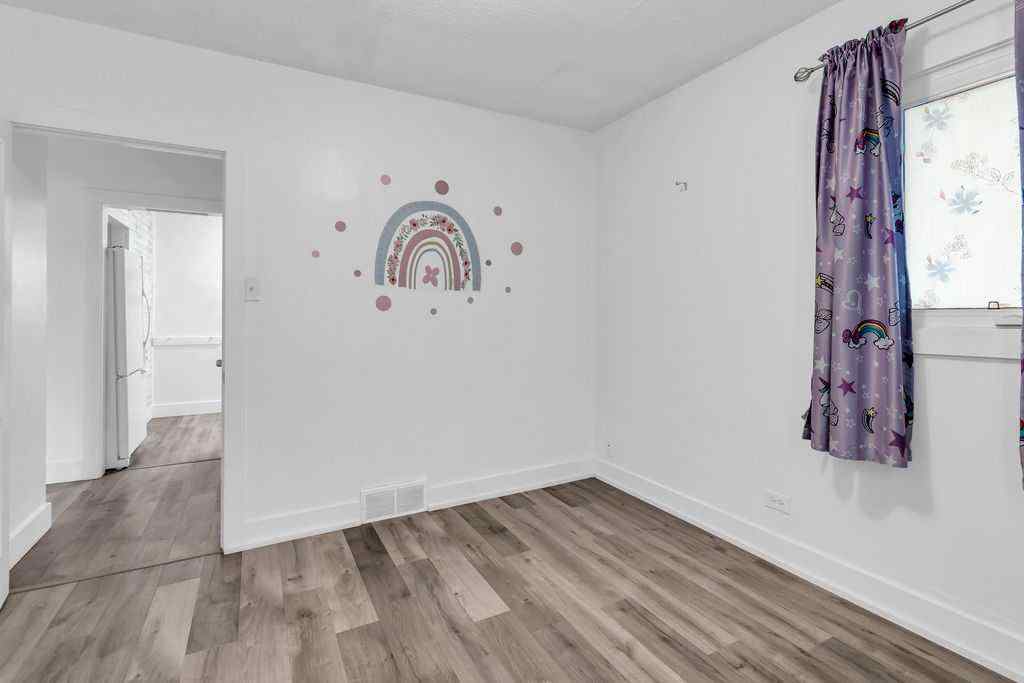 MLS® A2266167 - 1212 Bantry Street NE in Renfrew Calgary, Residential