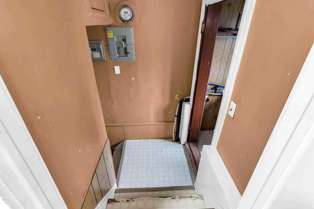 MLS® A2266167 - 1212 Bantry Street NE in Renfrew Calgary, Residential