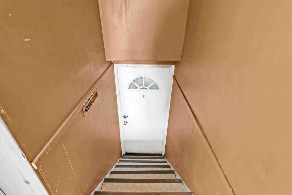 MLS® A2266167 - 1212 Bantry Street NE in Renfrew Calgary, Residential