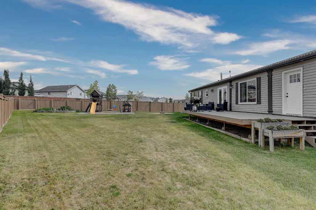 MLS® A2266170 - 11203 97 Street  in N/A Clairmont, Residential