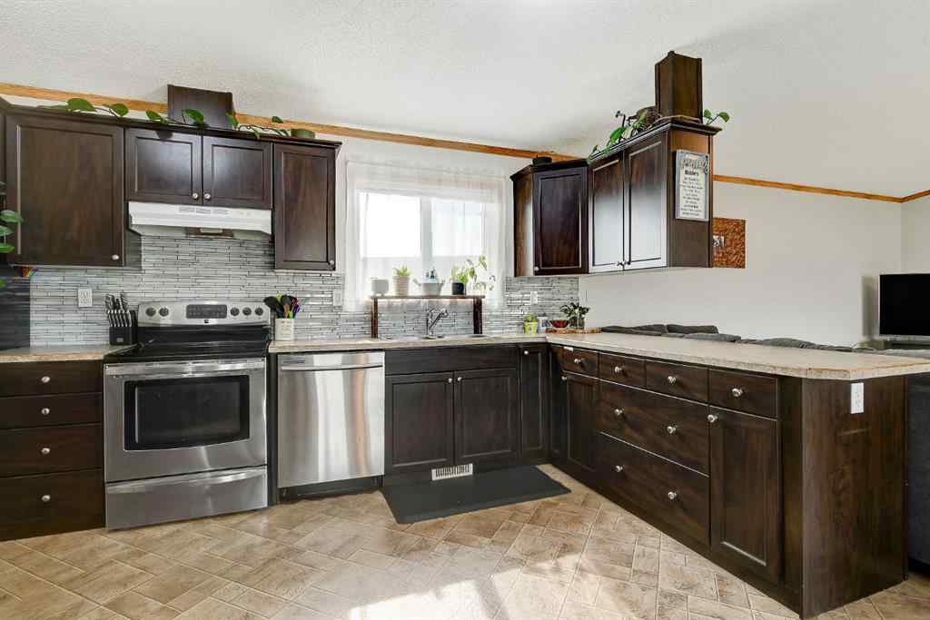 MLS® A2266170 - 11203 97 Street  in N/A Clairmont, Residential