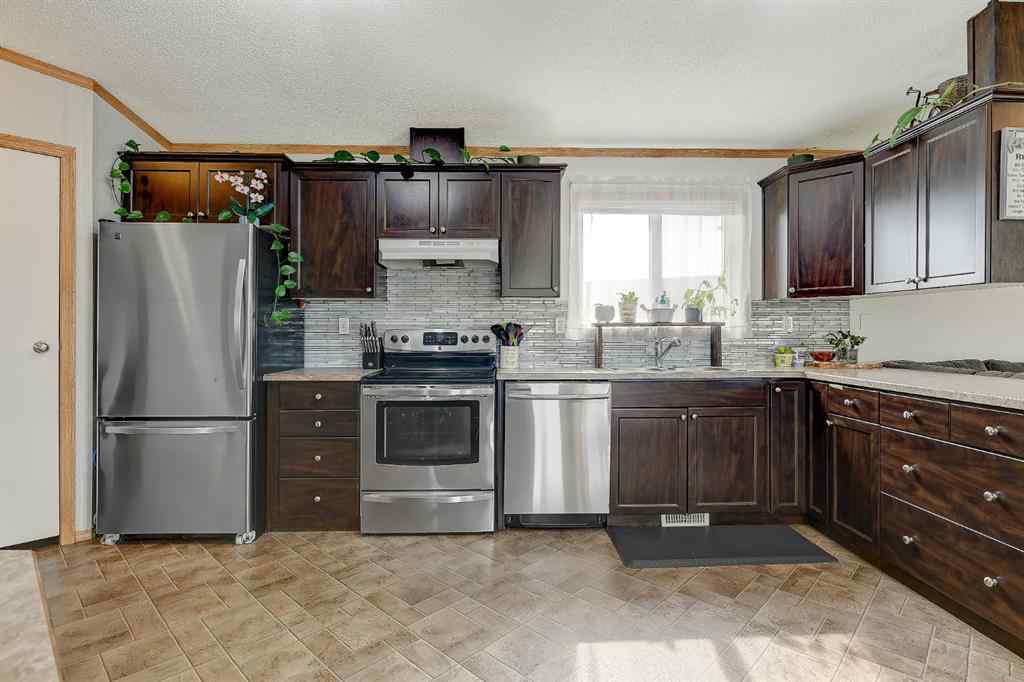 MLS® A2266170 - 11203 97 Street  in N/A Clairmont, Residential