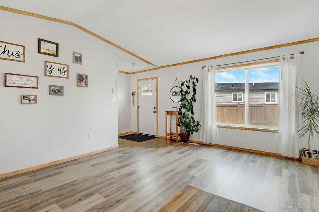 MLS® A2266170 - 11203 97 Street  in N/A Clairmont, Residential