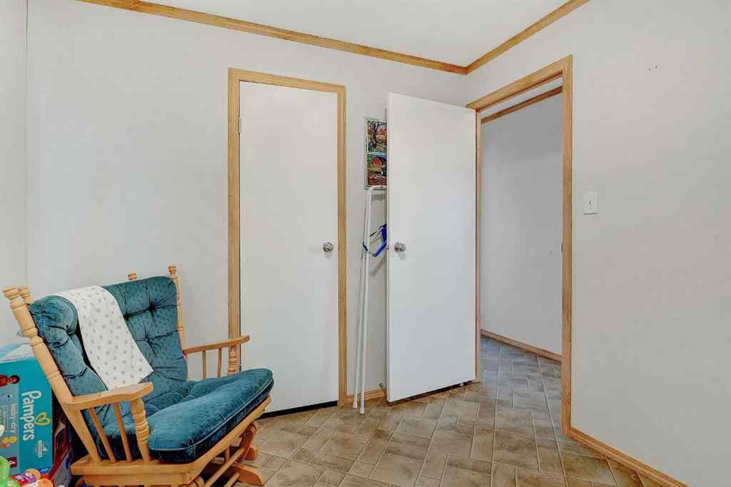 MLS® A2266170 - 11203 97 Street  in N/A Clairmont, Residential