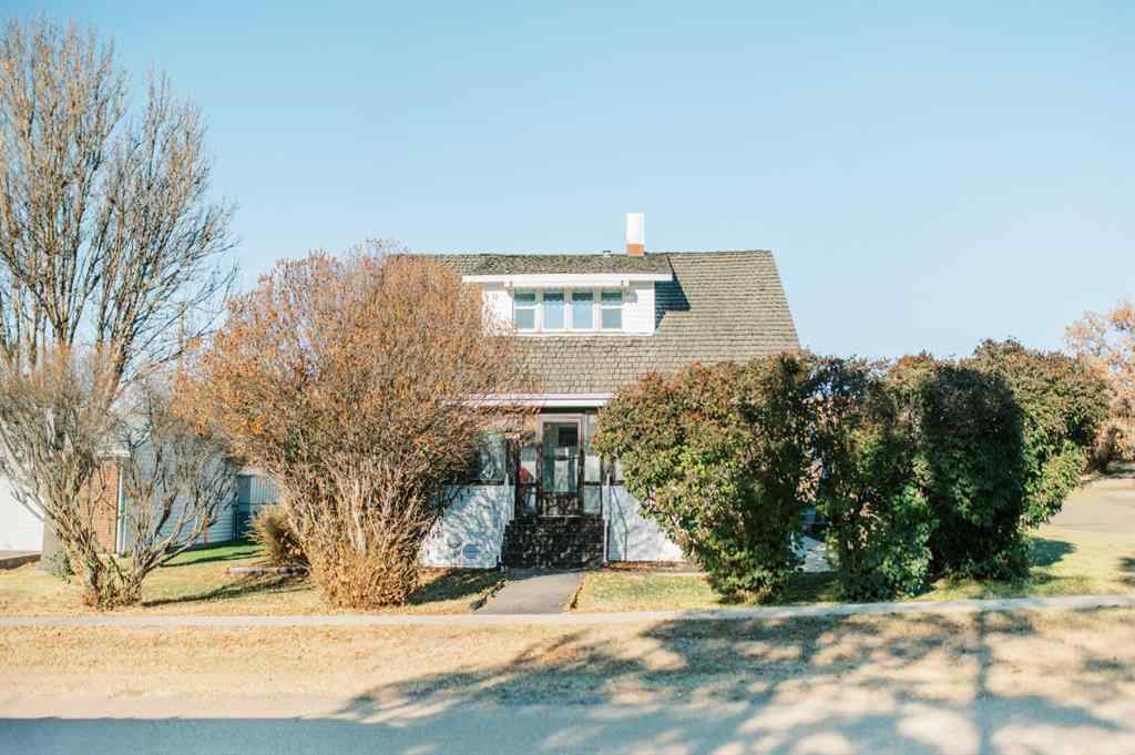 MLS® A2266174 - 221 4th Avenue S in NONE Big Valley, Residential