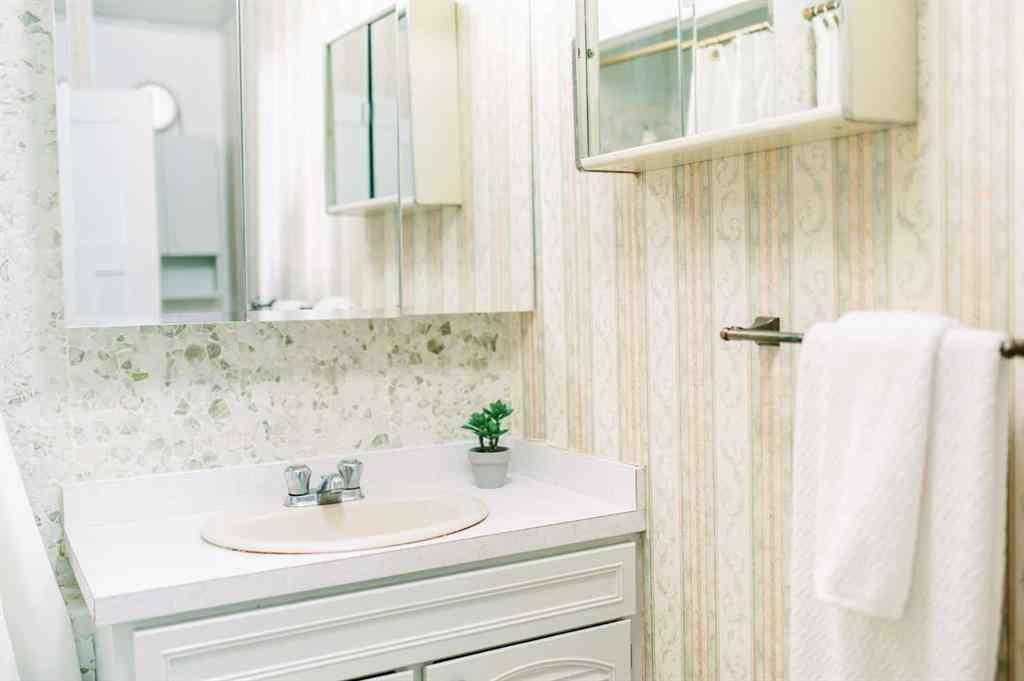 MLS® A2266174 - 221 4th Avenue S in NONE Big Valley, Residential