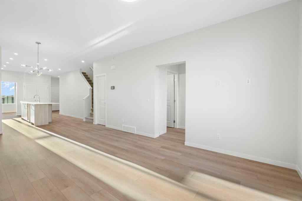 MLS® A2266178 - 41 Annette Landing NW in Glacier Ridge Calgary, Residential