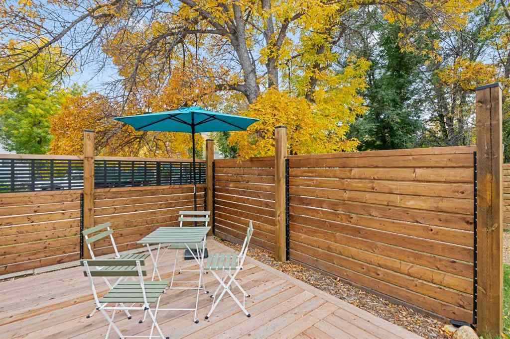 MLS® A2266180 - 260 2 Avenue  in East Coulee Drumheller, Residential