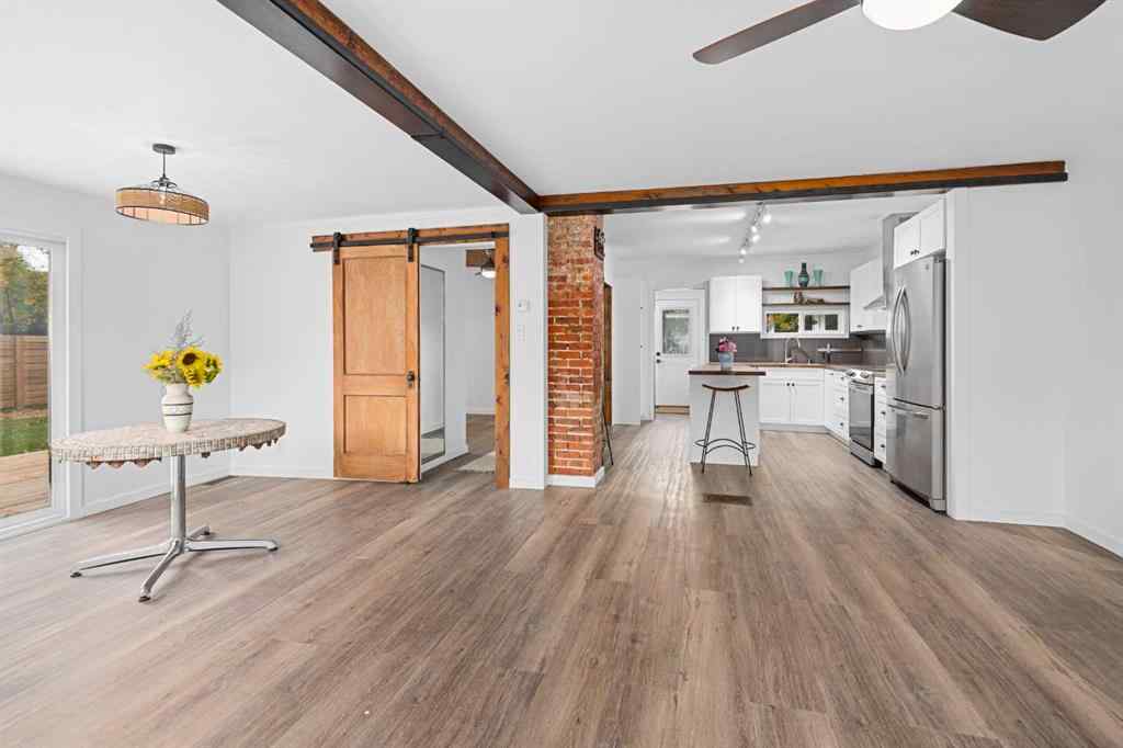 MLS® A2266180 - 260 2 Avenue  in East Coulee Drumheller, Residential