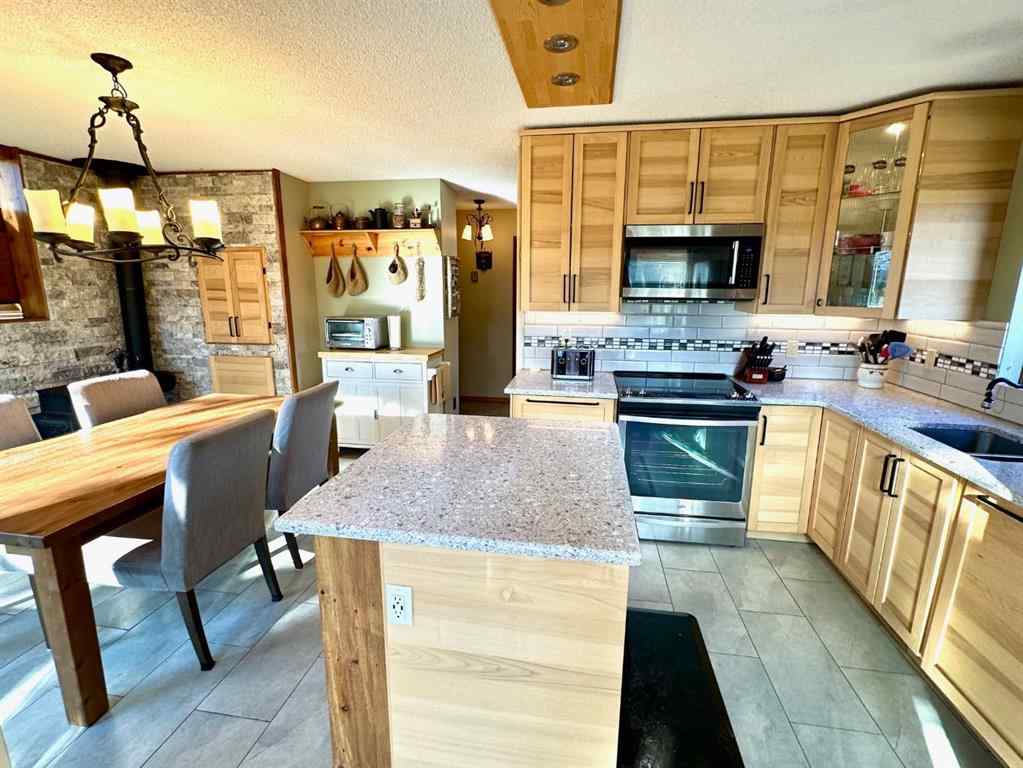 MLS® A2266181 - 403 SEABOLT ESTATES 25518 TOWNSHIP ROAD 505B   in NONE Rural Yellowhead County, Residential