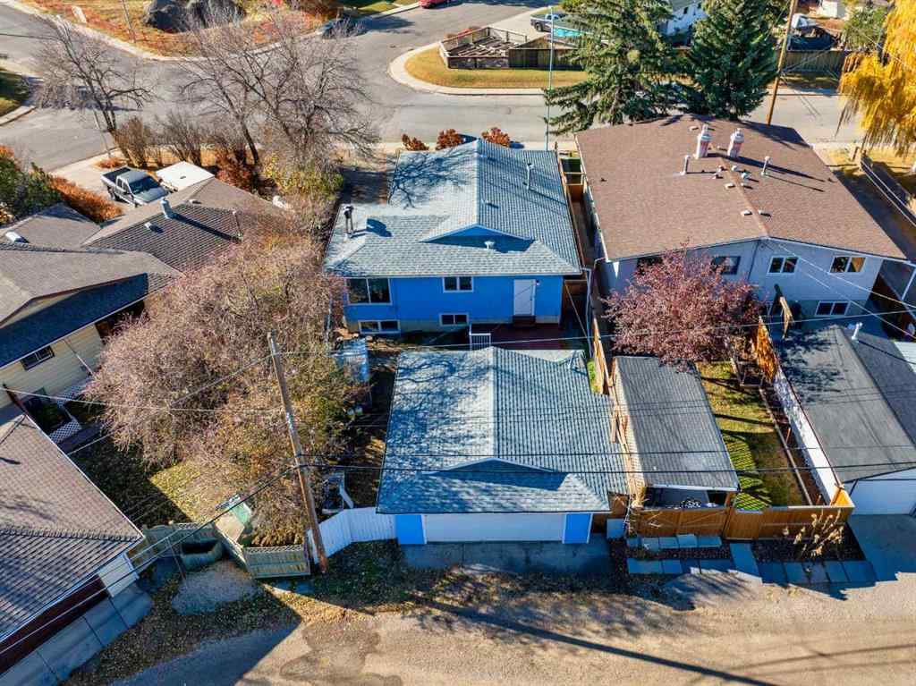 MLS® A2266185 - 4004 79 Street NW in Bowness Calgary, Residential