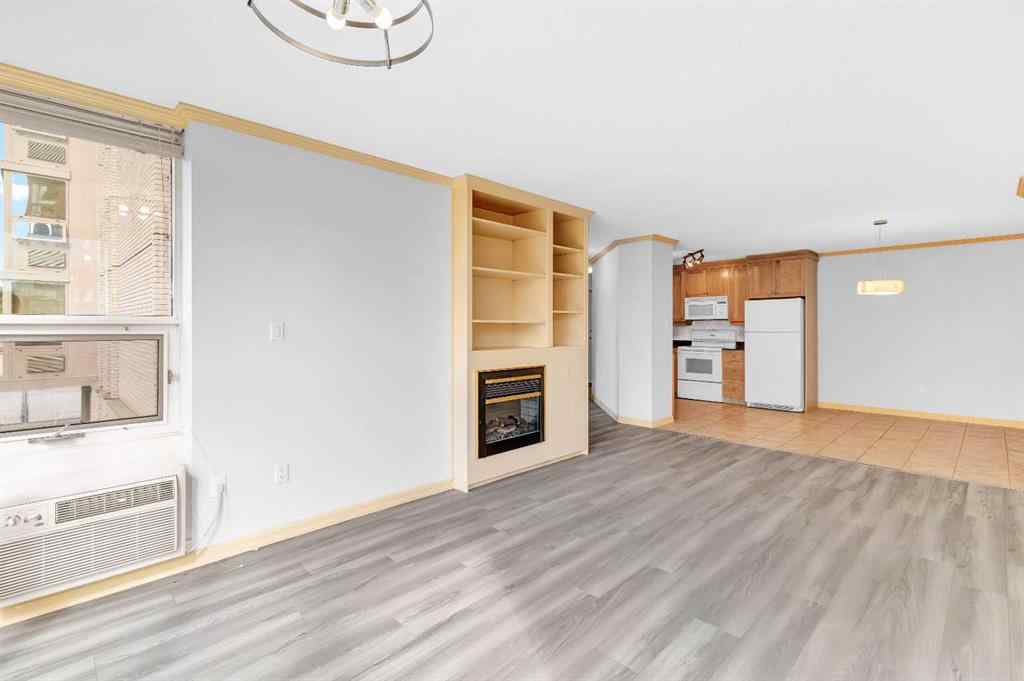 MLS® A2266186 - Unit #305 4555 Varsity Lane NW in Varsity Calgary, Residential