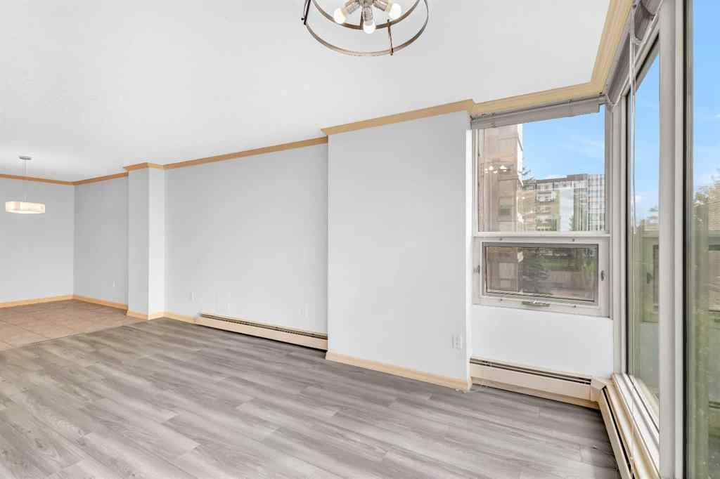 MLS® A2266186 - Unit #305 4555 Varsity Lane NW in Varsity Calgary, Residential