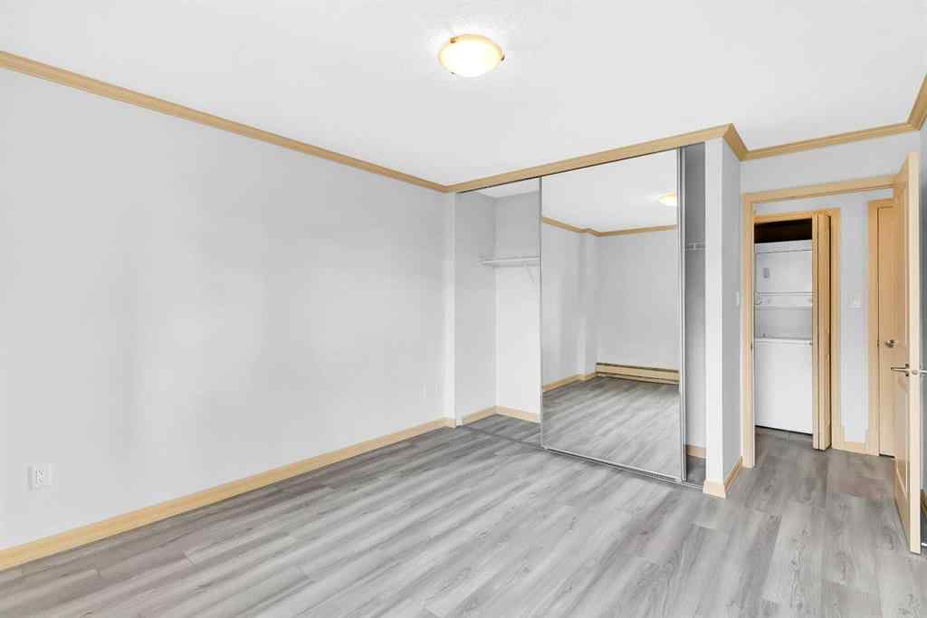 MLS® A2266186 - Unit #305 4555 Varsity Lane NW in Varsity Calgary, Residential