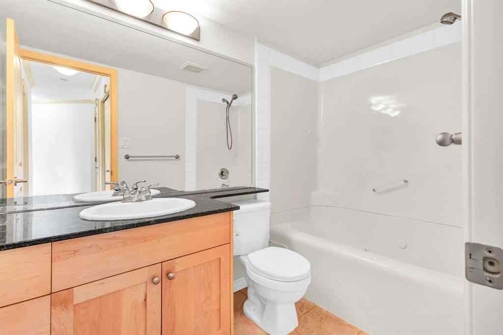 MLS® A2266186 - Unit #305 4555 Varsity Lane NW in Varsity Calgary, Residential