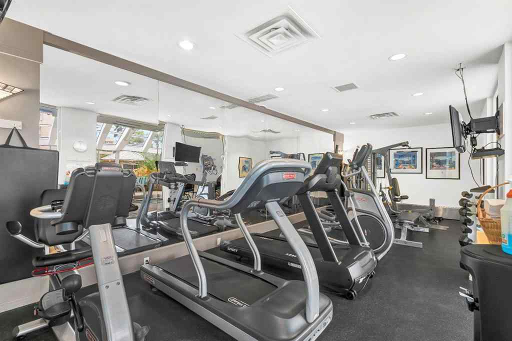 MLS® A2266186 - Unit #305 4555 Varsity Lane NW in Varsity Calgary, Residential