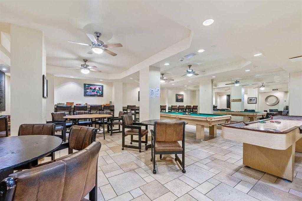 MLS® A2266186 - Unit #305 4555 Varsity Lane NW in Varsity Calgary, Residential