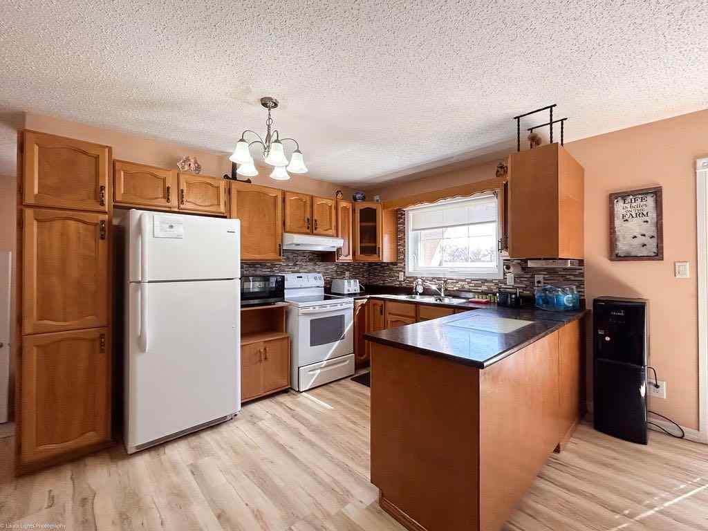 MLS® A2266189 - 31001 Hwy 40   in NONE Rural, Residential