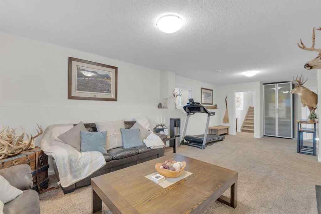 MLS® A2266190 - 148 Bowman Circle  in Beacon Hill Sylvan Lake, Residential