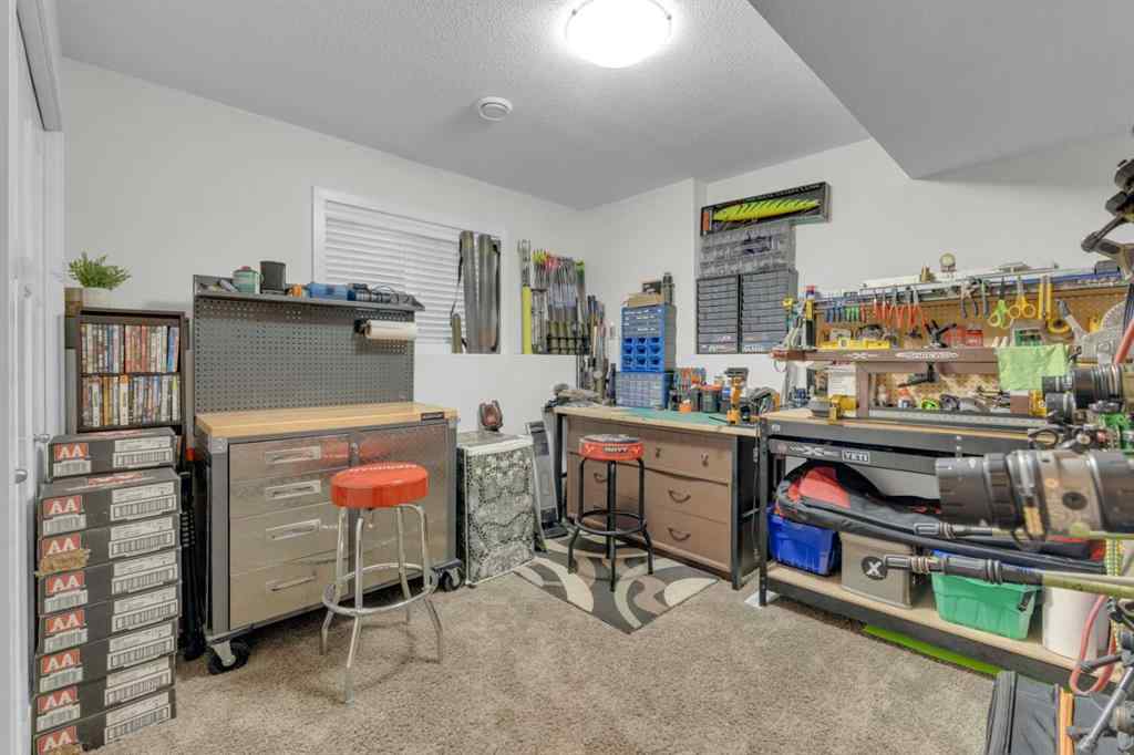 MLS® A2266190 - 148 Bowman Circle  in Beacon Hill Sylvan Lake, Residential