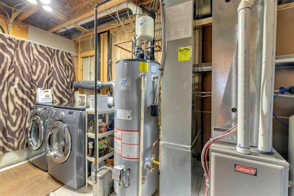 MLS® A2266190 - 148 Bowman Circle  in Beacon Hill Sylvan Lake, Residential