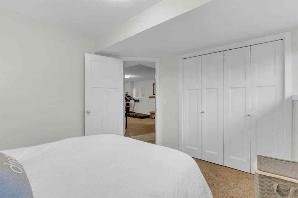 MLS® A2266190 - 148 Bowman Circle  in Beacon Hill Sylvan Lake, Residential