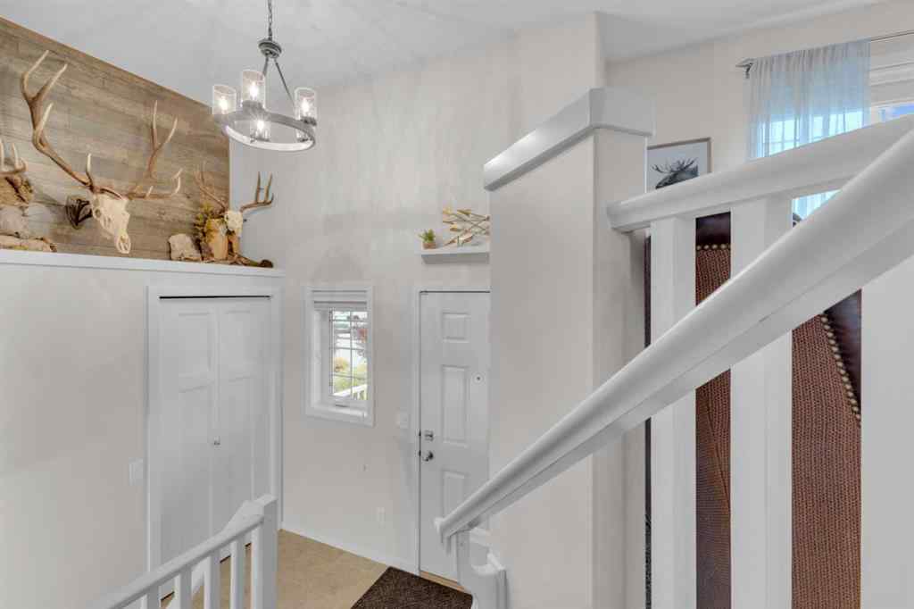 MLS® A2266190 - 148 Bowman Circle  in Beacon Hill Sylvan Lake, Residential