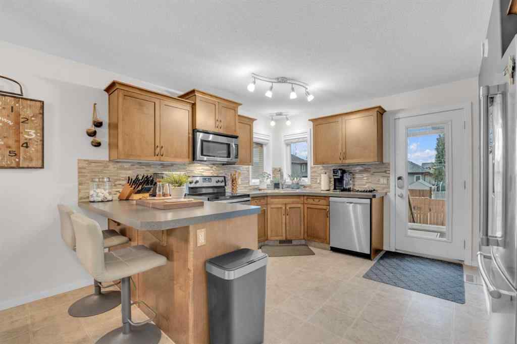 MLS® A2266190 - 148 Bowman Circle  in Beacon Hill Sylvan Lake, Residential