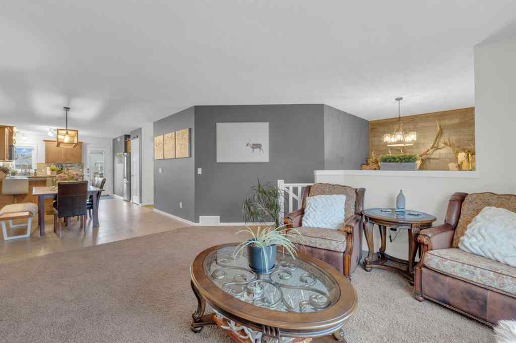 MLS® A2266190 - 148 Bowman Circle  in Beacon Hill Sylvan Lake, Residential