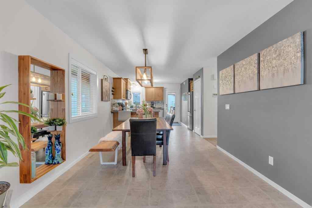 MLS® A2266190 - 148 Bowman Circle  in Beacon Hill Sylvan Lake, Residential