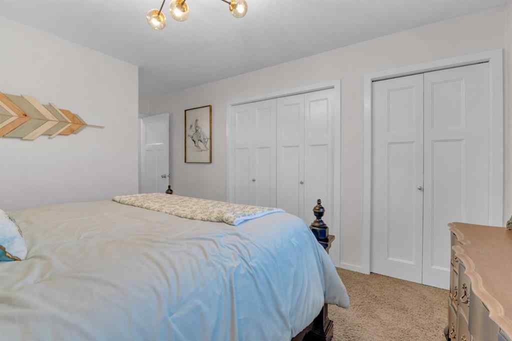 MLS® A2266190 - 148 Bowman Circle  in Beacon Hill Sylvan Lake, Residential