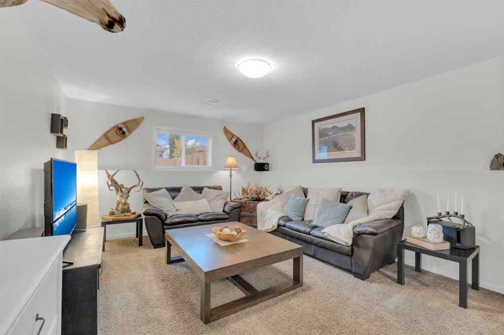 MLS® A2266190 - 148 Bowman Circle  in Beacon Hill Sylvan Lake, Residential