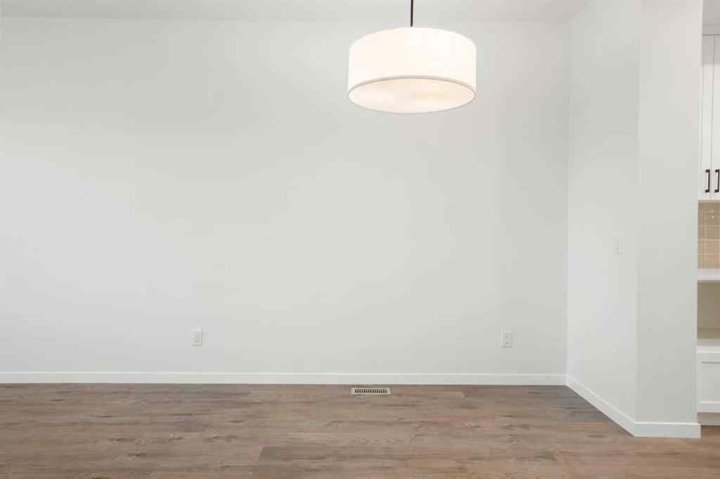 MLS® A2266192 - 103 Royston Way NW in Haskayne Calgary, Residential